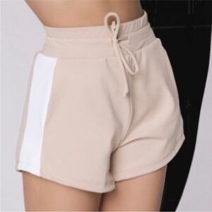 Five Dancewear Go To Shorts Tan White Pocket Size Small